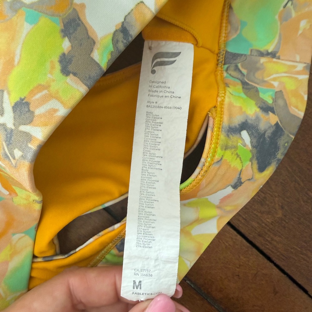 Fabletics PowerHold Floral Watercolor 2 Piece Activewear Set Yellow Orange M - Picture 9 of 11